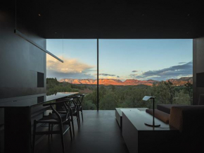 Telescope House with 360 Desert Views for Family